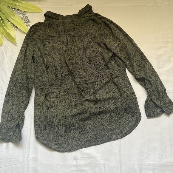 ⭐️wilfred Button Down Blouse⭐️ - Picture 6 of 9